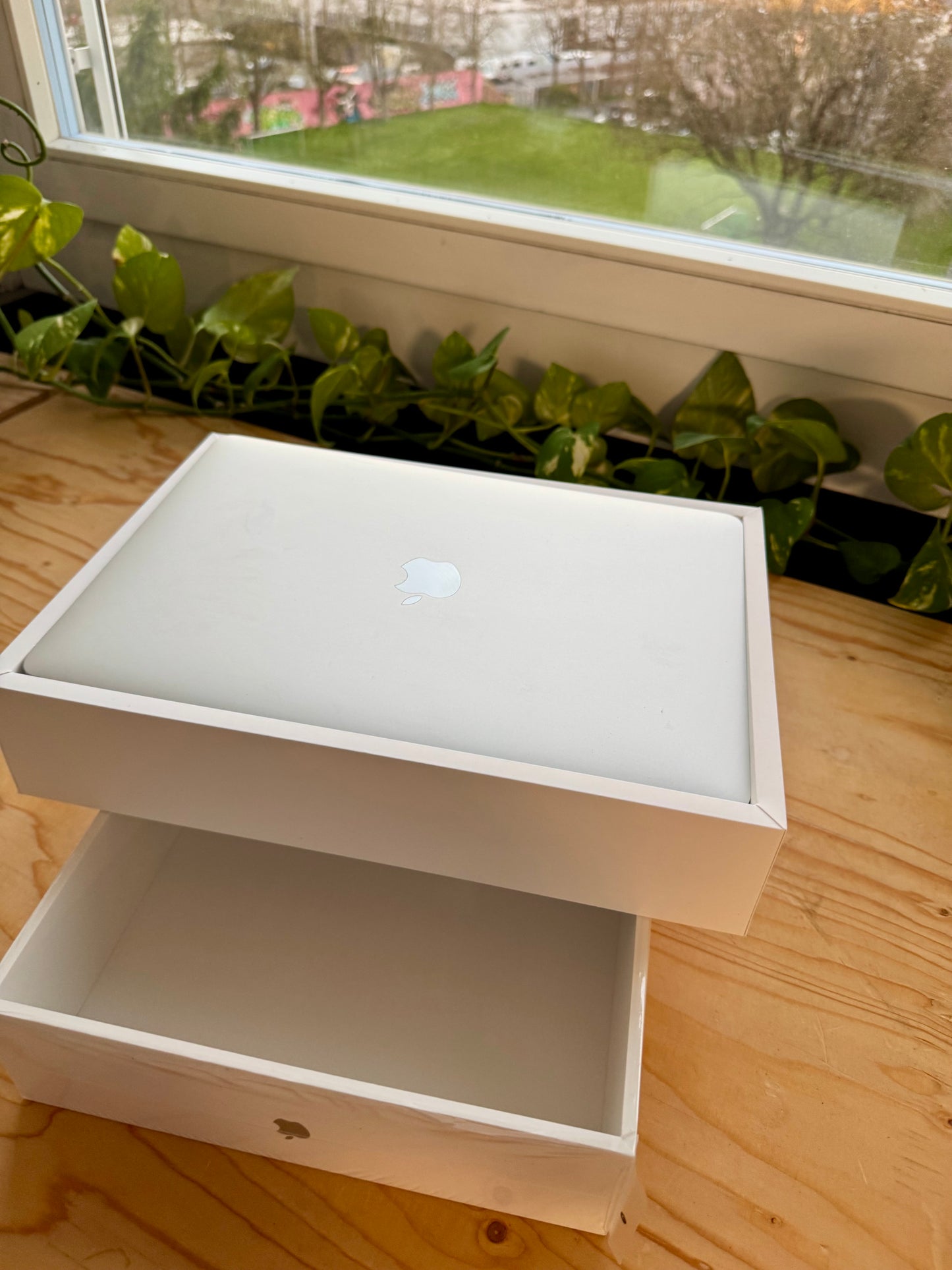Apple MacBook Pro 13" M1 — 16GB / 512GB