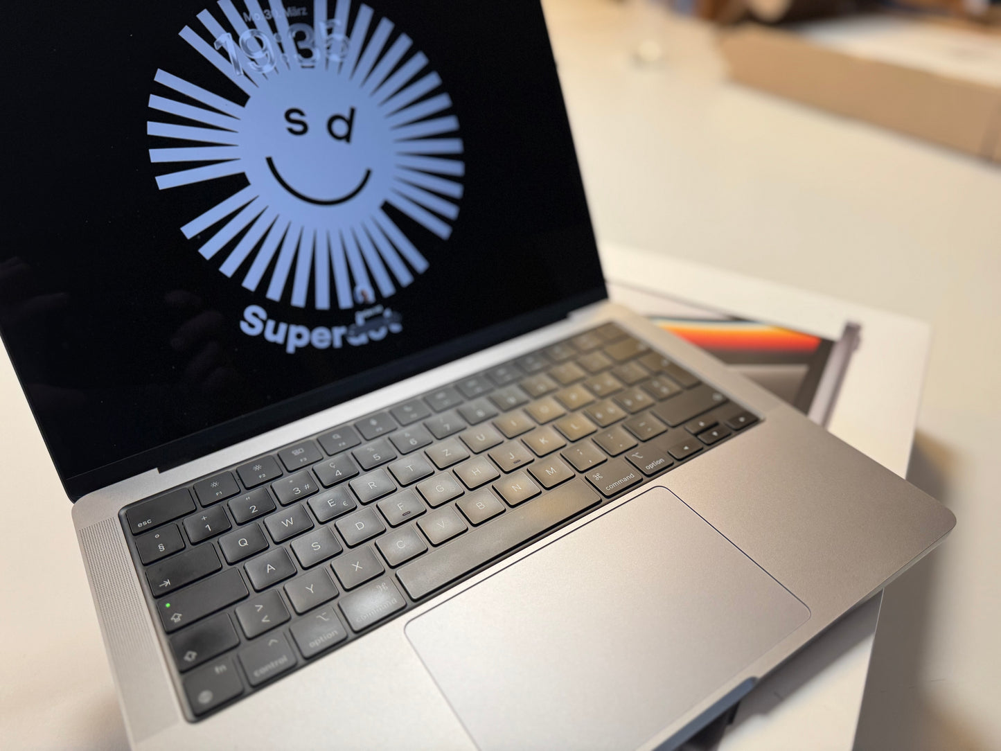 Apple MacBook Pro 14" M1 Max — 32GB / 1TB (Silver)